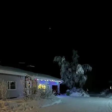 Narikka, Tilava Ja Rauhallinen Kittilaen Keskustassa 别墅 基蒂莱