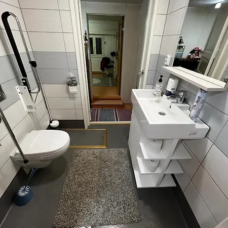 Villa Narikka, Tilava Ja Rauhallinen Kittilaen Keskustassa *