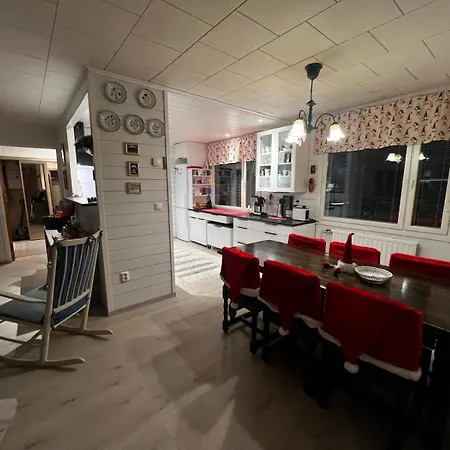 Narikka, Tilava Ja Rauhallinen Kittilaen Keskustassa Kittilä