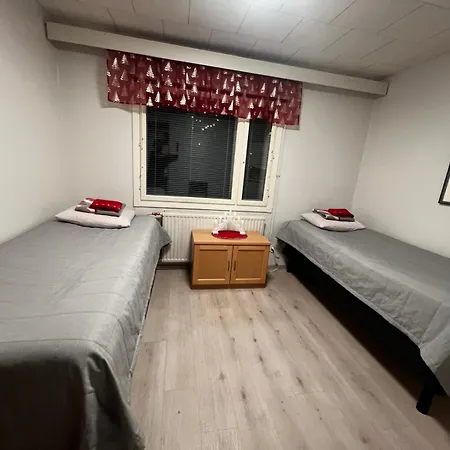 Villa Narikka, Tilava Ja Rauhallinen Kittilaen Keskustassa Kittilä