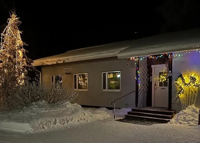 Βίλα Narikka, Tilava Ja Rauhallinen Kittilaen Keskustassa Kittilä