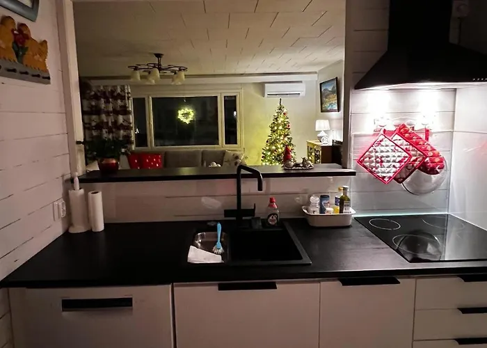 Narikka, Tilava Ja Rauhallinen Kittilaen Keskustassa Βίλα Kittilä